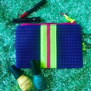 Makeup bag👛